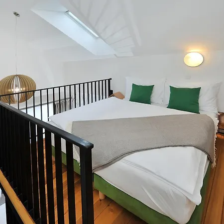 アパート Aplend Olivia *